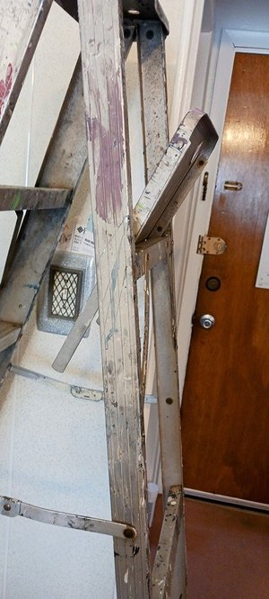 Photo of 6ft old school ladder w/paint flap (Mi.& Middlebelt , Inkster Mich)