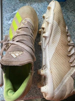 Photo of free Size 7 Football Boots (old but with some wear left) (windsor-maidenhead-freegle CGA SL6)