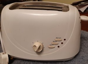 Photo of free Toaster with problem (Leigh-on-Sea SS9)
