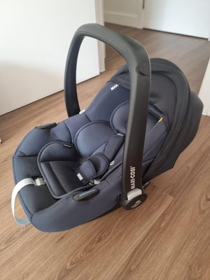 Photo of free Newborn/infant car seat (Lewisham SE13)