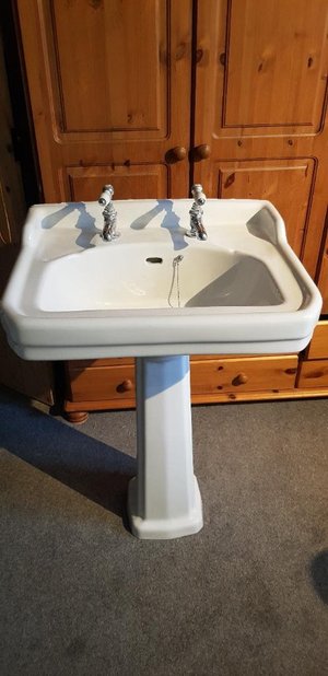 Photo of free Bathroom pedestal basin (CT4)