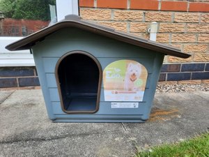 Photo of free Small dog kennel (Crewton DE24)