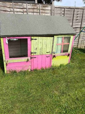 Photo of free Child’s playhouse (Greenstead CO4)