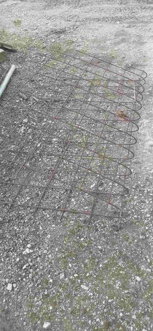 Photo of free Concrete reinforceing mesh (Cockerham LA2)