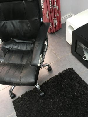 Photo of free Office chair. (Woolmer Hill GU27)
