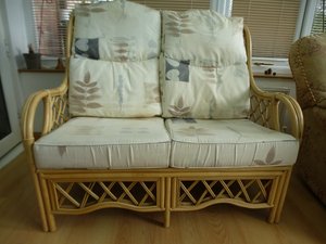 Photo of free Wicker suite, 2 chairs, 2-seater settee (Eye)