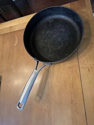 Photo of free Frying Pan and Silverware Holder (Cherrydale area N Arlington)