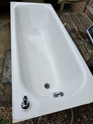 Photo of free Kaldawei bath tub with retractable shower and pop waste (Bamville Farm AL5)