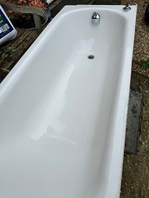 Photo of free Kaldawei bath tub with retractable shower and pop waste (Bamville Farm AL5)