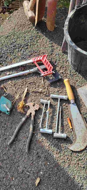 Photo of free Hand tools (Combe Down)