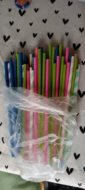 Photo of free Paper straws (Bennetts End, HP3)