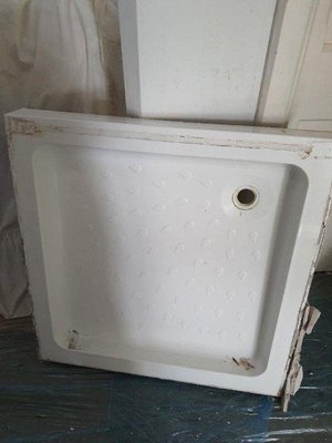 Photo of free Shower tray 800x800 mm (Stroud central)