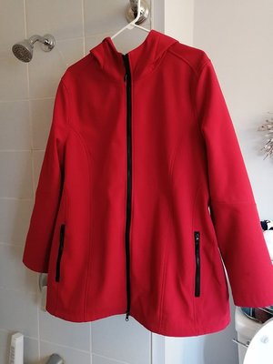 Photo of free Spring/Fall Coat (Lakeview, close to Bayshore)