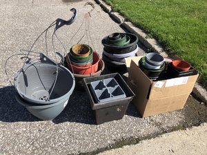 Photo of free Pots and planters (Guildwood)