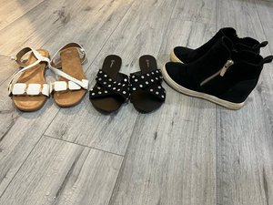 Photo of free Shoes size 6 (UB1)