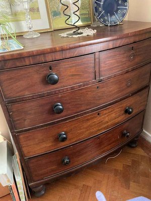 Photo of free medium size antique chest of drawers (Maiden Erlegh Nature Reserve RG6)