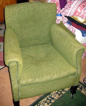 Photo of free Arm chair (Queensbury BD13)