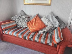 Photo of free Extra large Sofa (Harpenden central)