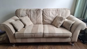 Photo of free Sofa Suite (Beeston Rylands)