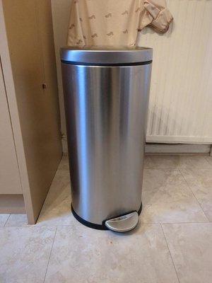 Photo of free Kitchen bin (G11)