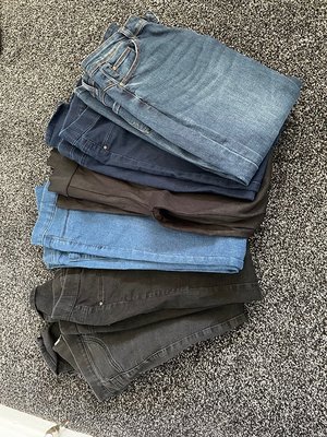 Photo of free 6 pair ladies jeans/jeggings (Illingworth. HX2)