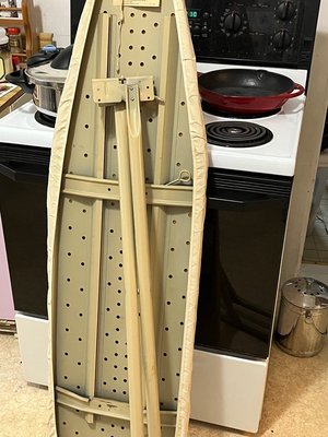 Photo of free Ironing board (needs repair) (Hintonburg)