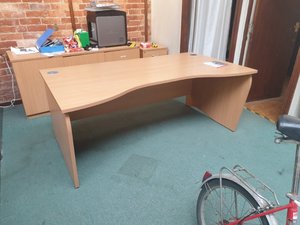 Photo of free Large desk (Oswestry SY11)