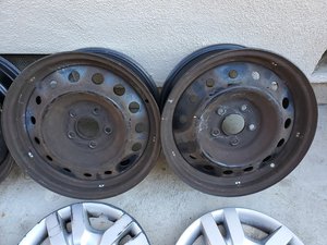 Photo of free Wheels-Nissan Altima 2010 (Bell Gardens)
