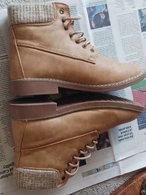 Photo of free Women's lace-up F&F ankle boots 6 (Ellesmere Port CH65)
