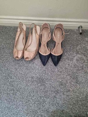 Photo of free 2 pairs women's shoes size 41, (Droylsden M34)