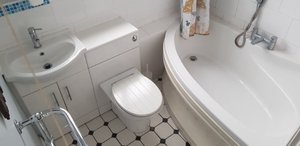 Photo of free Bathroom suite (Southmead BS10)