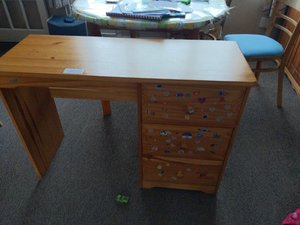Photo of free Wide Pine desk (Orpington)