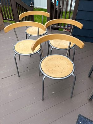 Photo of free 4 kitchen chairs (Westfield, NJ)