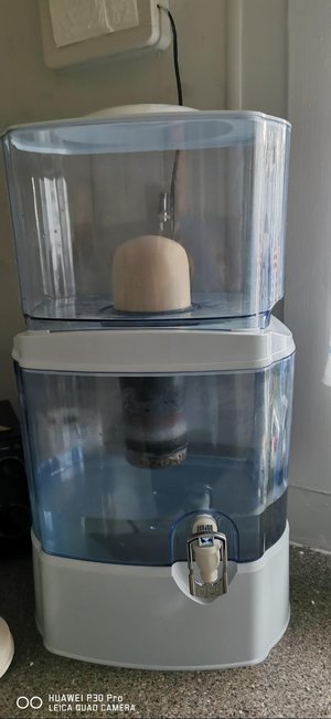 Photo of free countertop water filter. (Straiton EH20)