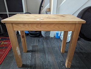 Photo of free Little wooden table (TN10 Tonbridge)