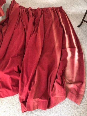 Photo of free 2 pairs red large lined curtains (L17 Aigburth)