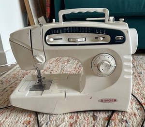 Photo of free Singer sewing machine (Guildford GU2)