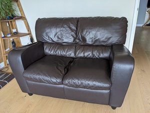 Photo of free 2 seater and 3 seater leather sofas (Worcester - WR5)