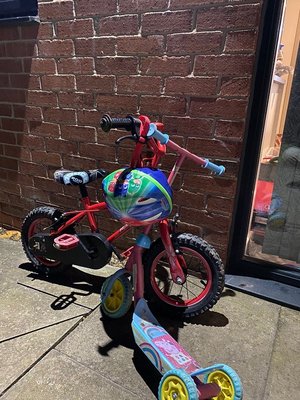 Photo of free Bicycle and scooter with helmet (Buchanan, S5)