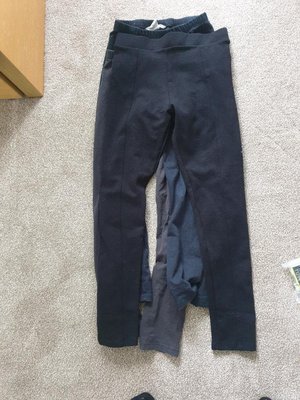 Photo of free 4 pairs leggings age 6-7 (New Cross SE14)