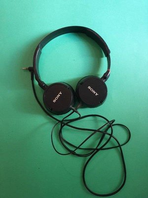 Photo of free Sony Headphones (Surbiton, KT6)