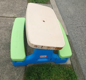 Photo of free LT Picnic Table & Toys + Bed Rail (Yeadon)