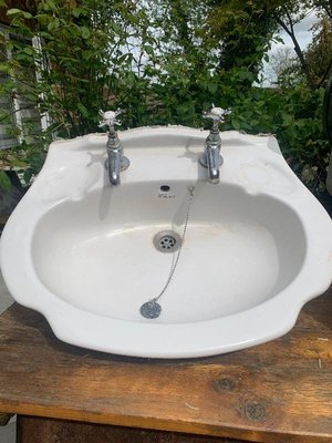 Photo of free Bathroom basin sink (Kennington OX1)
