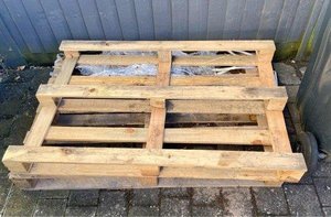 Photo of free Wooden pallet x 2 (Shenfield CM15)