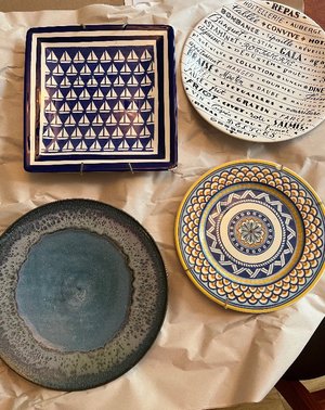 Photo of free Decorative plates (Scriven HG5)