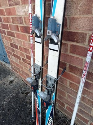 Photo of free Vintage skis + poles for display or to make a sledge (Woodley RG5)