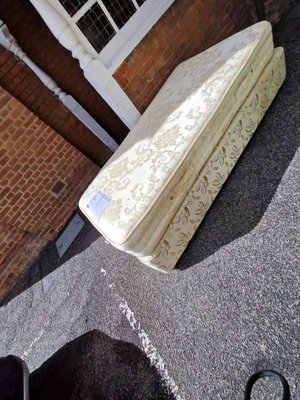 Photo of free Single Divan base plus mattress (Walton Manor OX2)
