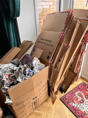 Photo of free Moving boxes and packaging (Leigh-on-Sea)