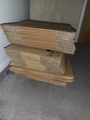 Photo of free Various sized small cardboard boxes (Moor Allerton LS17)