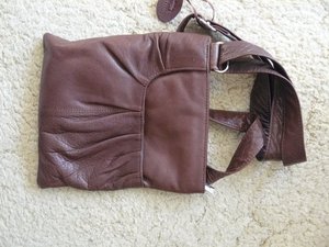 Photo of free Old brown leather shoulder bag (Kempsey WR5)